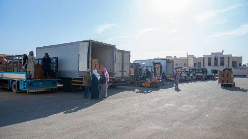 شحن السلال الغذائية لمشروع أقوات 8