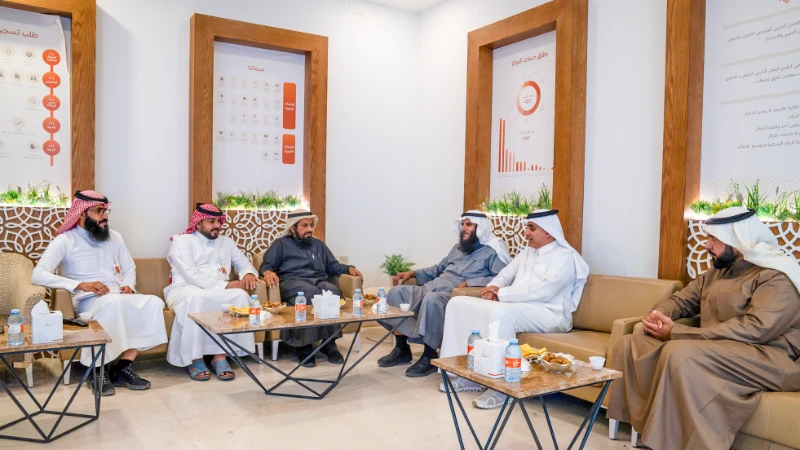 الجمعية تستقبل خبير الاتصال المؤسسي الأستاذ علي بن محمد معتبي